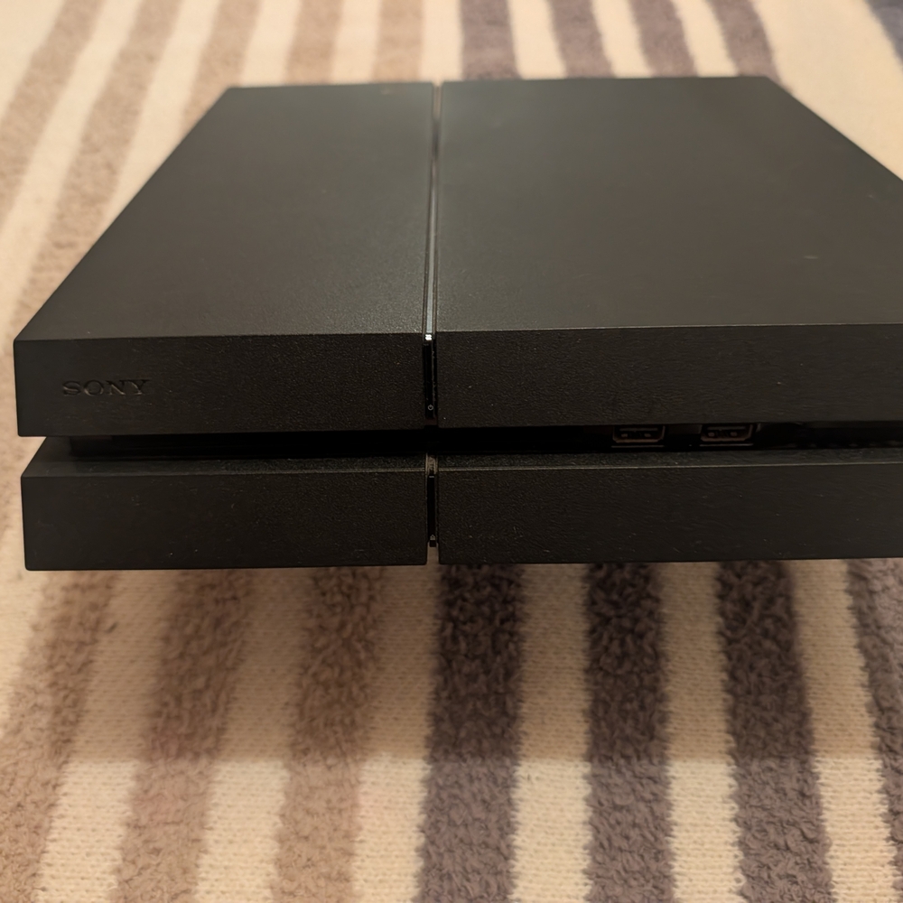 Sony Black Gaming Console PS4